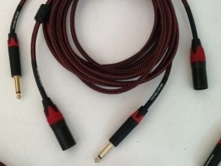 8 Cables de Audio de Malla Trenzada con Ferritas