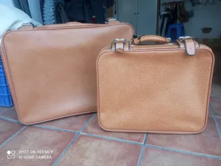 Maletas antiguas vintage marrones