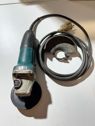 Radial Makita 750W