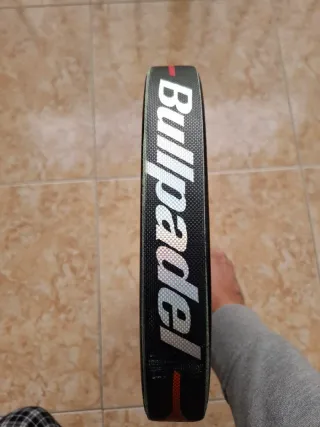 Pala padel bullpadel