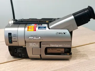 Videocámara Sony Handycam  CCD-TRV66E