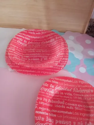 Vajilla Coca-Cola Roja y Blanca