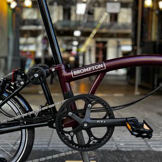 Brompton C-Line M12L Plump Red Black