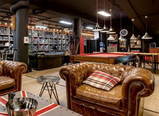 Brompton C-Line M12L Plump Red Black