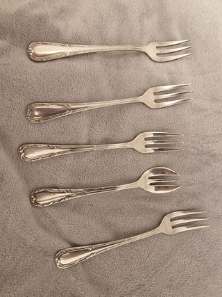 CUBIERTOS ANTIGUOS DE ALPACA