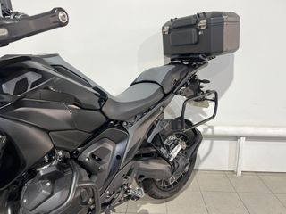 BMW R 1300 GS Triple Black con Maletas