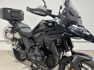 BMW R 1300 GS Triple Black con Maletas