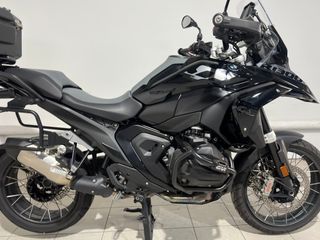 BMW R 1300 GS Triple Black con Maletas