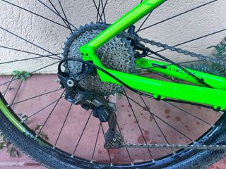 Bicicleta MTB Cube Verde Poco Uso