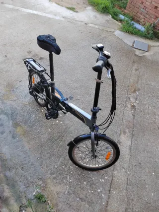 Bicicleta Eléctrica Btwin Plegable