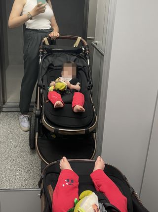 Cochecito Ickle Buba Bronce y Negro