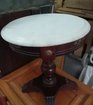 Mesita mármol vintage madera