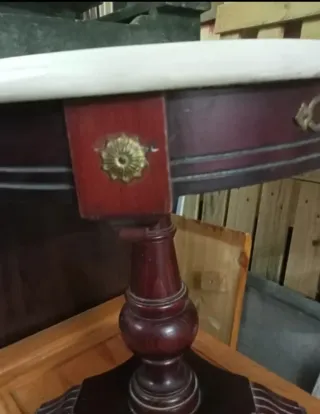 Mesita mármol vintage madera