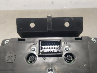 CUADRO INSTRUMENTOS CHRYSLER JEEP CHEROKEE (KJ) P