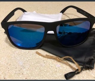 Gafas de Sol Negras y Azules