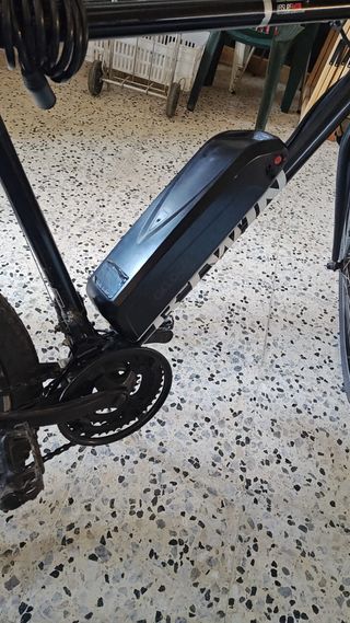 Bicicleta Eléctrica Btwin Negra