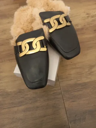 Sabot caldo n 38 nero con catena oro