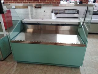 Vitrina Expositora Refrigerada a Medida