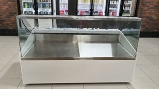 Vitrina Expositora Refrigerada a Medida