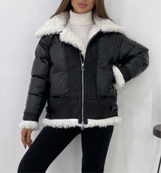 Chaqueta Moncler Negra y Blanca