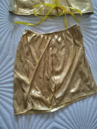 Disfraz retro dorado