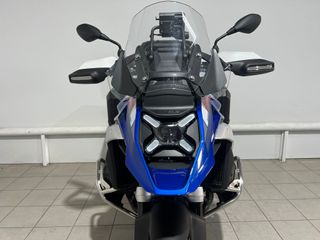 BMW R 1300 GS Trophy con maletas