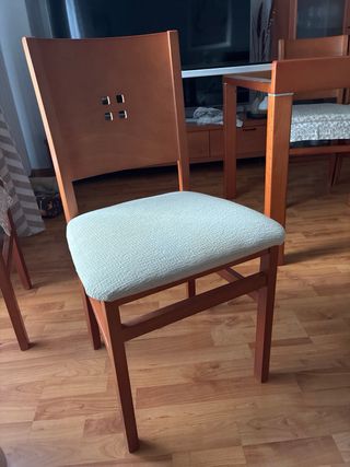 Mesa comedor cristal y 6 sillas +mesa auxiliar