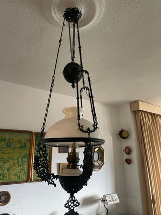 Lámpara de techo de petróleo sube y baja