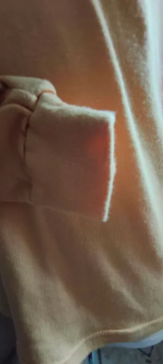 Camiseta cuello vuelto naranja