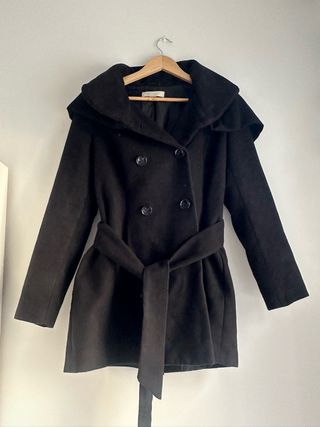 Abrigo Sfera Negro Talla M Cuello Maxi