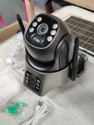 Cámara WiFi Solar V380