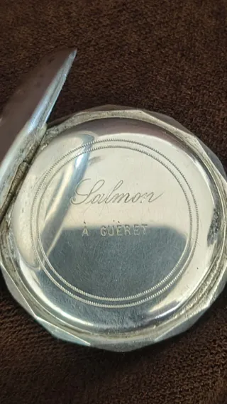 Reloj de bolsillo de plata.