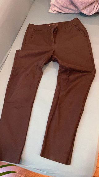 Pantalones elegantes marrones mujer