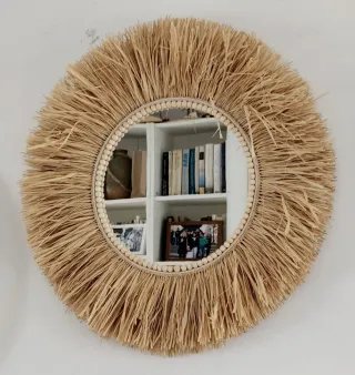 Espejo de rafia y madera