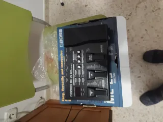 BOSS ME-25 Guitar Multi-Effects Pedal