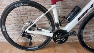 Bicicleta BH CORE CARBON ELECTRICA