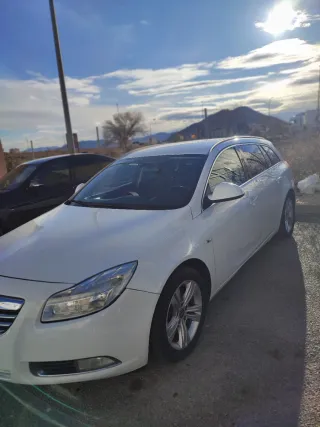 Opel Insignia 2011