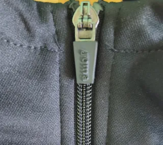 Sudadera Joma con cremallera y capucha