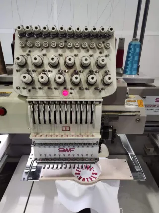 Máquina de Bordar SWF 6 Cabezales