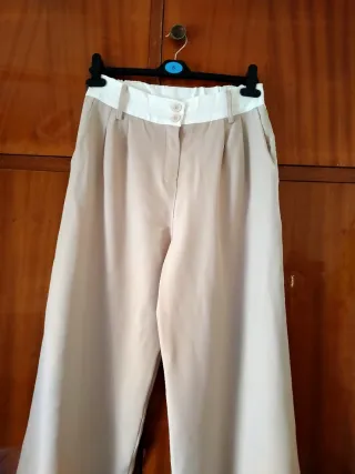 Pantalones anchos sin estrenar