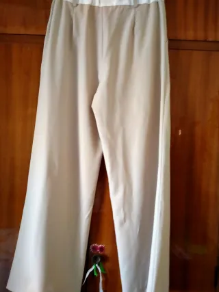 Pantalones anchos sin estrenar