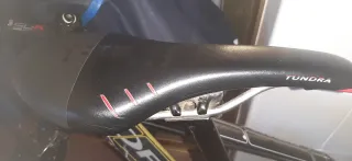 Sillín Fi'zi:k Tundra