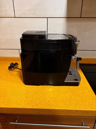 Cafetera DeLonghi Magnifica S Automática