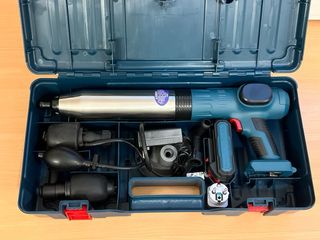 Herramienta desatascador tuberías eléctrica