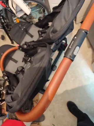 Carrito Gemelar Jané con capazo