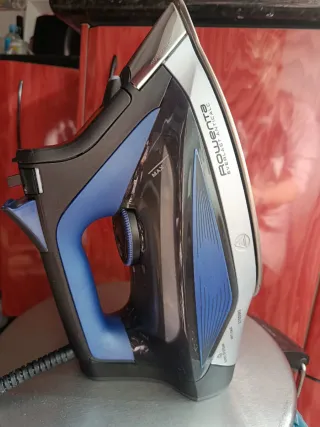 Plancha Rowenta Vapor Potente antical