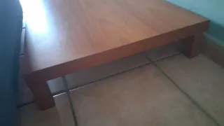 Mueble bajo de madera