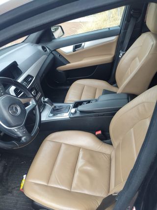 Mercedes-Benz 220 cdi 2011