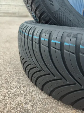 Neumáticos Invierno 205/55/17 de 2° mano