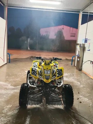 Quad Suzuki LTZ 400 Amarillo